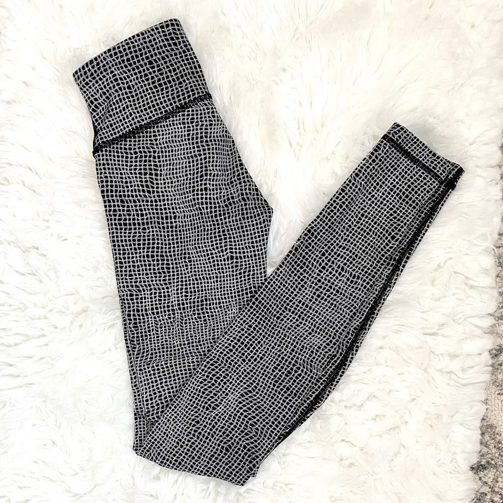 Lululemon Black and White Patterned Leggings